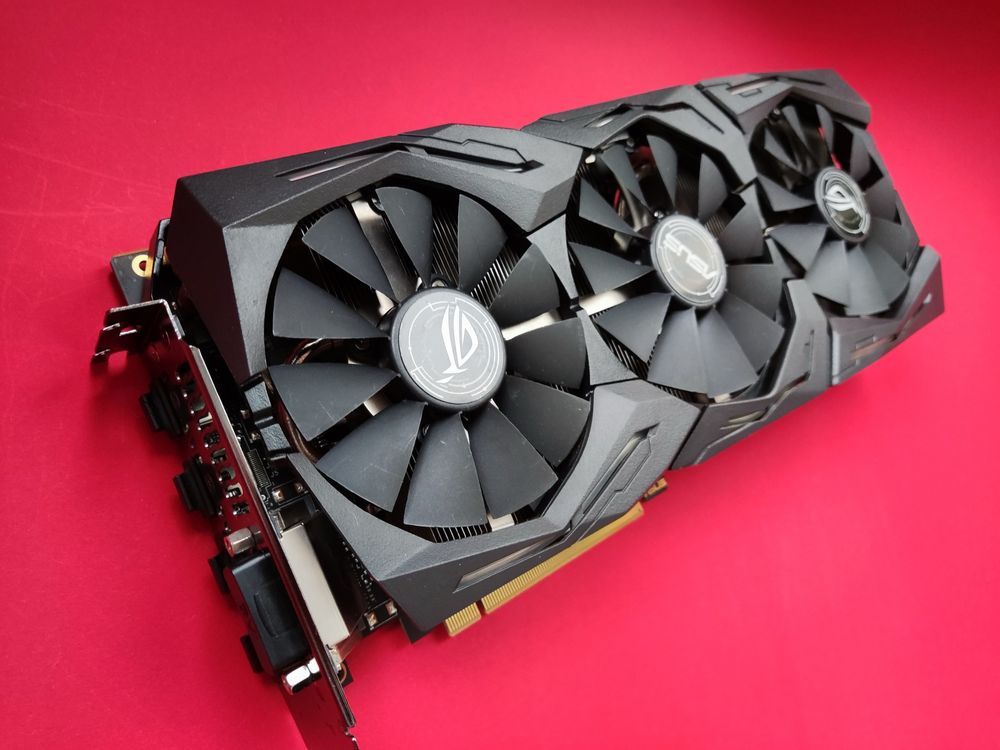 Гарантія ! Asus ROG Strix GTX 1080 8GB