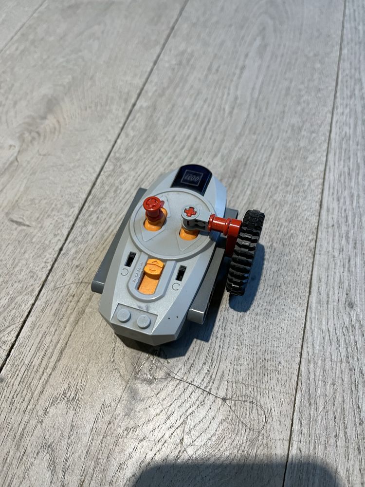 Unimog Lego Technic zestaw nr 8110 , napęd i zdalne sterowanie