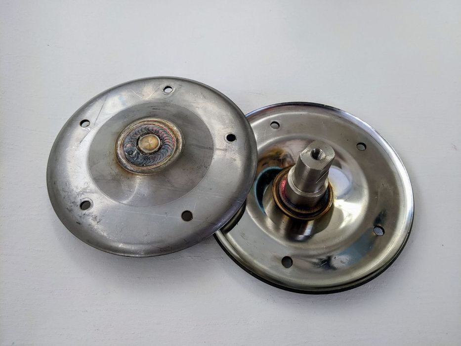 Опори, (фланці). Комплект фланців на пральну машину Whirlpool