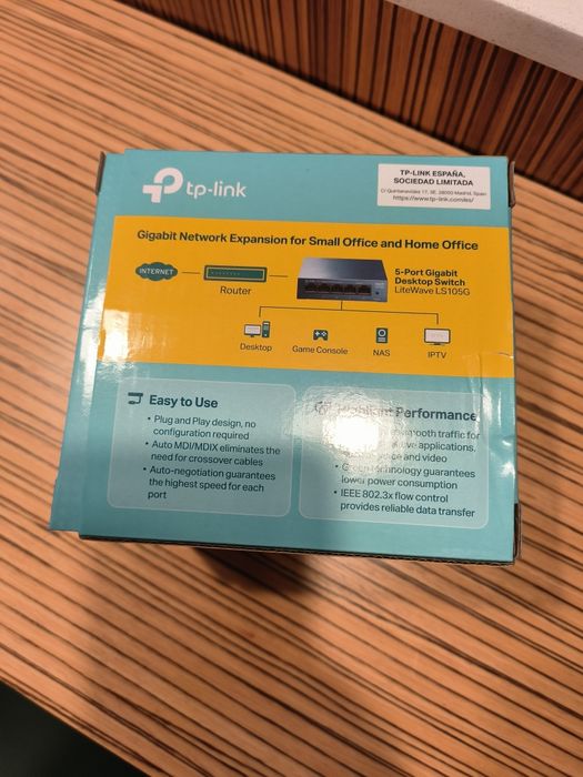 Vendo este switch TP link