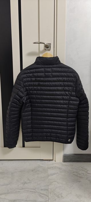 Оригінальний пуховик Colmar в ідеальному стані.