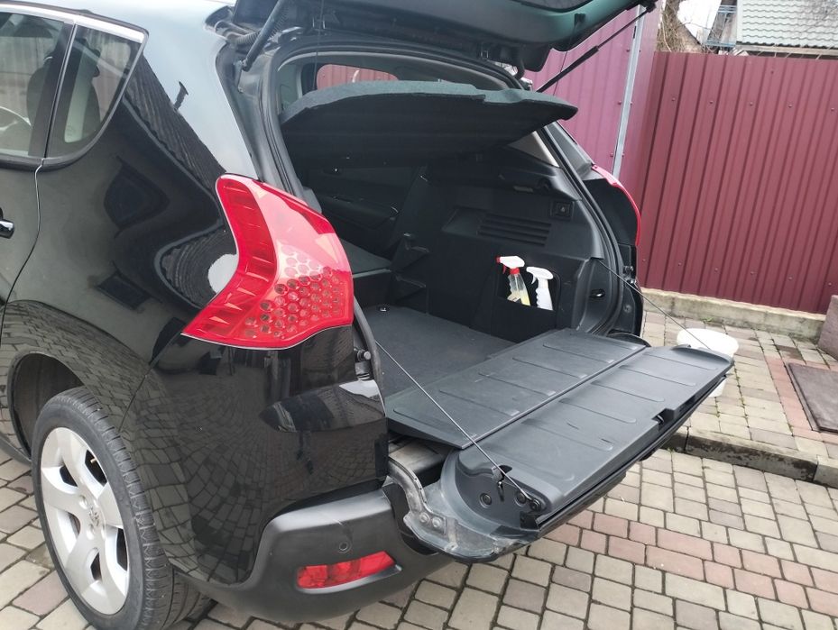 Продаж авто  Пежо 3008.2010 рік.Автомат.