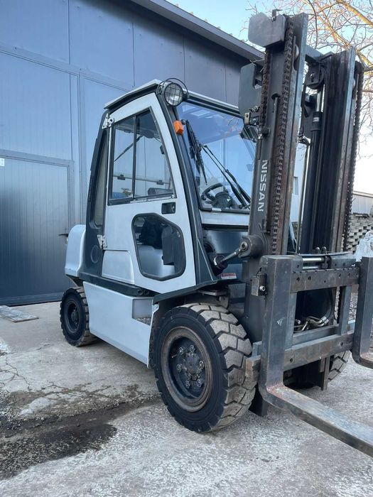 Навантажувач газовий Nissan UG1D2A30LQ, 2011р.