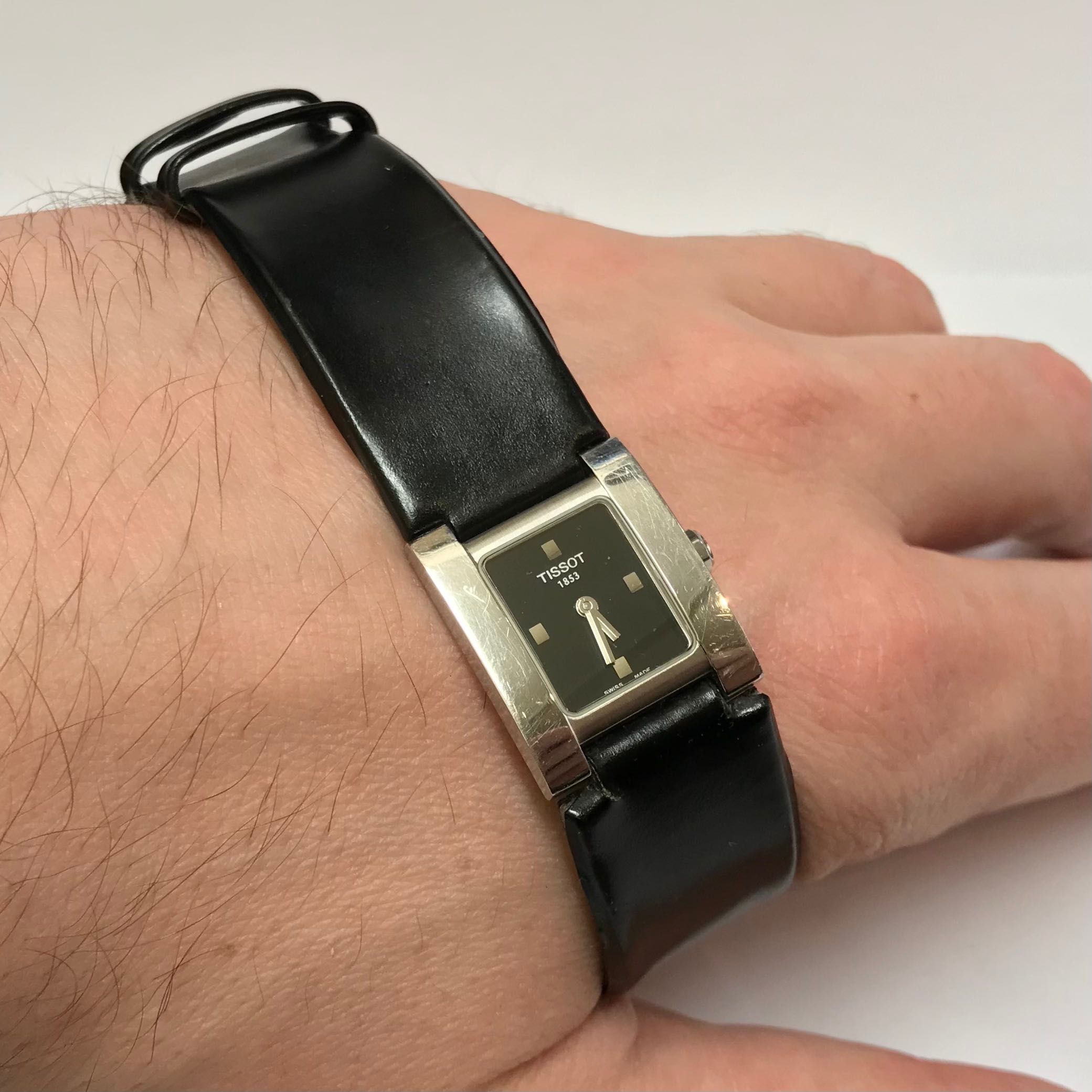 TISSOT L840K Zegarek damski bardzo ELEGANCKI na PASKU okazja