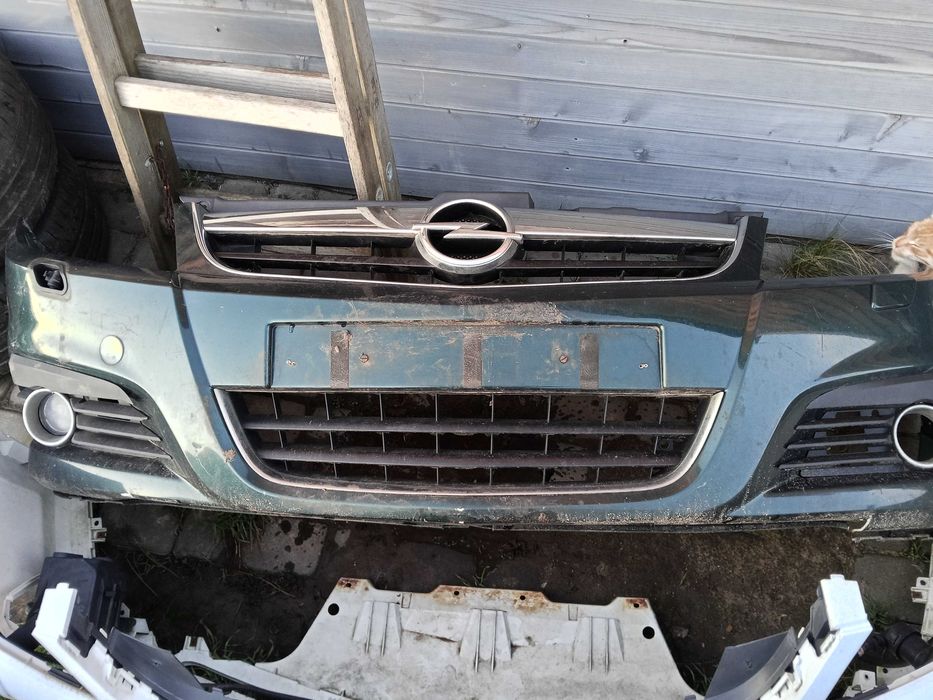 Zderzak przód Opel Vectra C Signum lift spryski czujniki