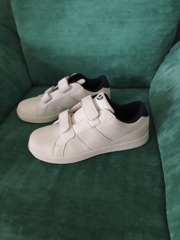 Buty damskie sportowe