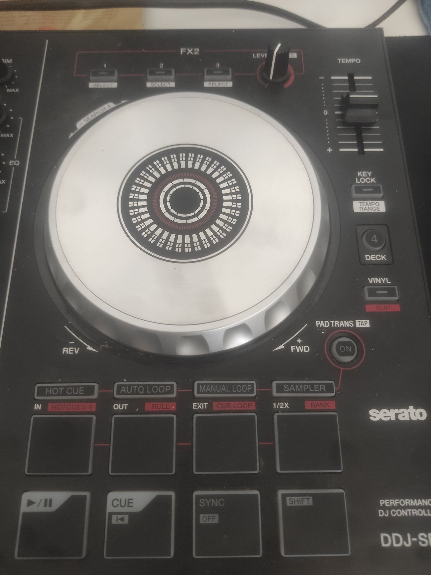 Controladora Pioneer DDJ-SB2 como nova