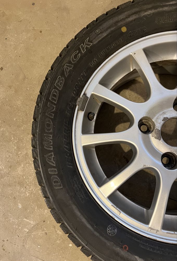 Opony Diamondback z felgami do Volvo V40 / S40