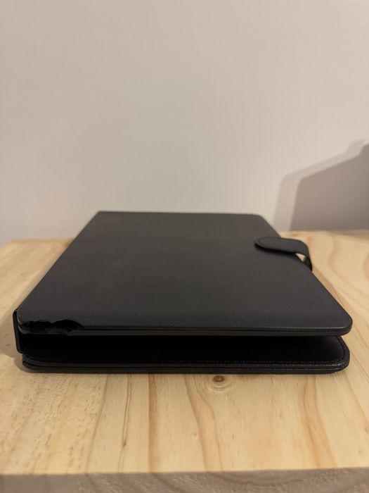 Capa com teclado para Tablet