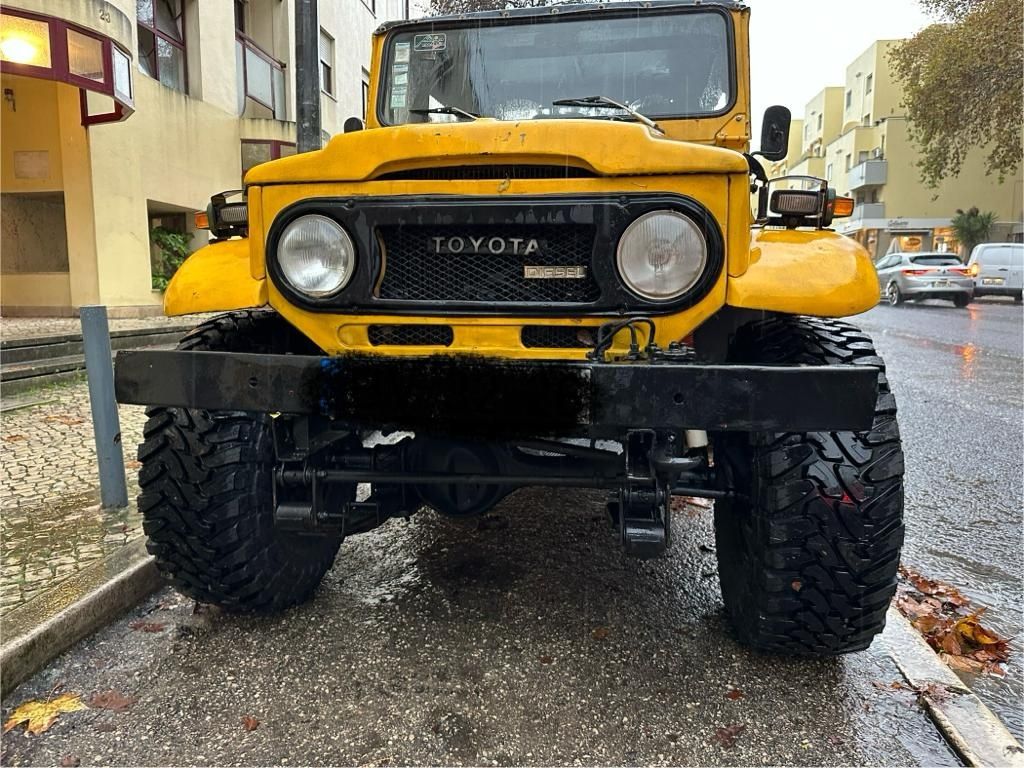 Toyota BJ40 aceito retoma