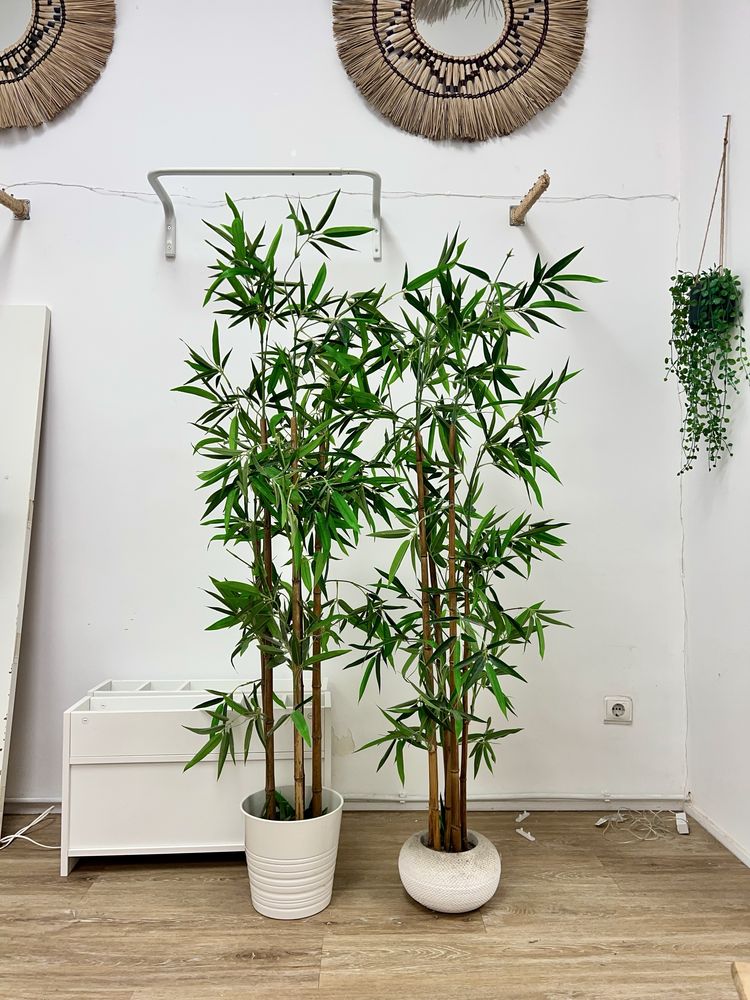 Planta alta artificial (bambu)