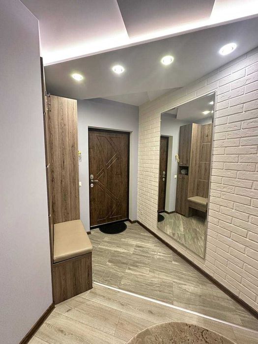 Продам 2к квартиру, ж/м Перемога-1
ЖК Набережний квартал