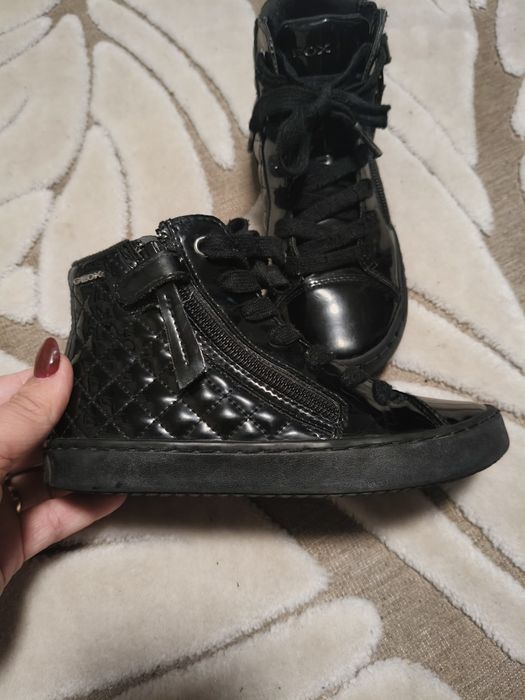 Sprzedam buty dziewczęce Gеox