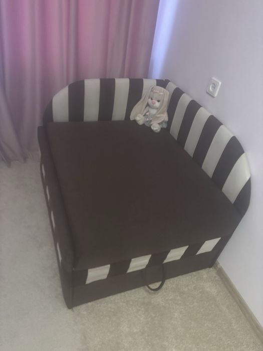 Диван дитячи ліжко