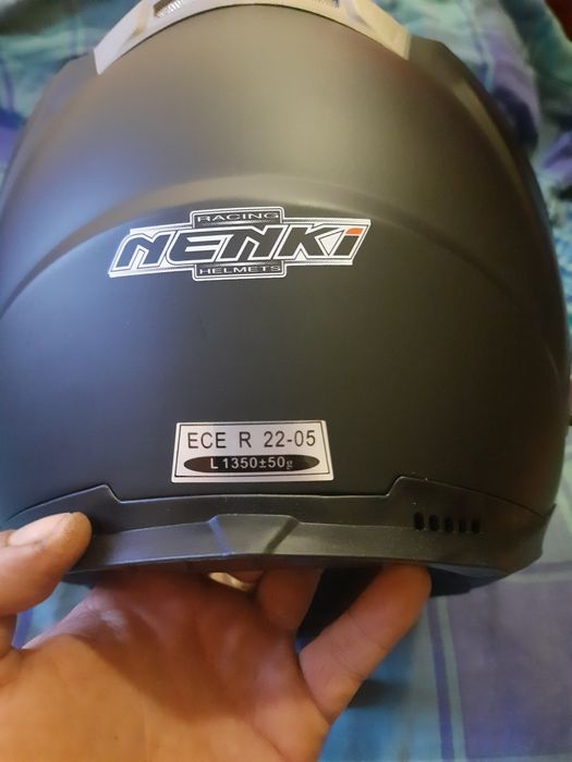 Продам шлем. Абсолютно новый.