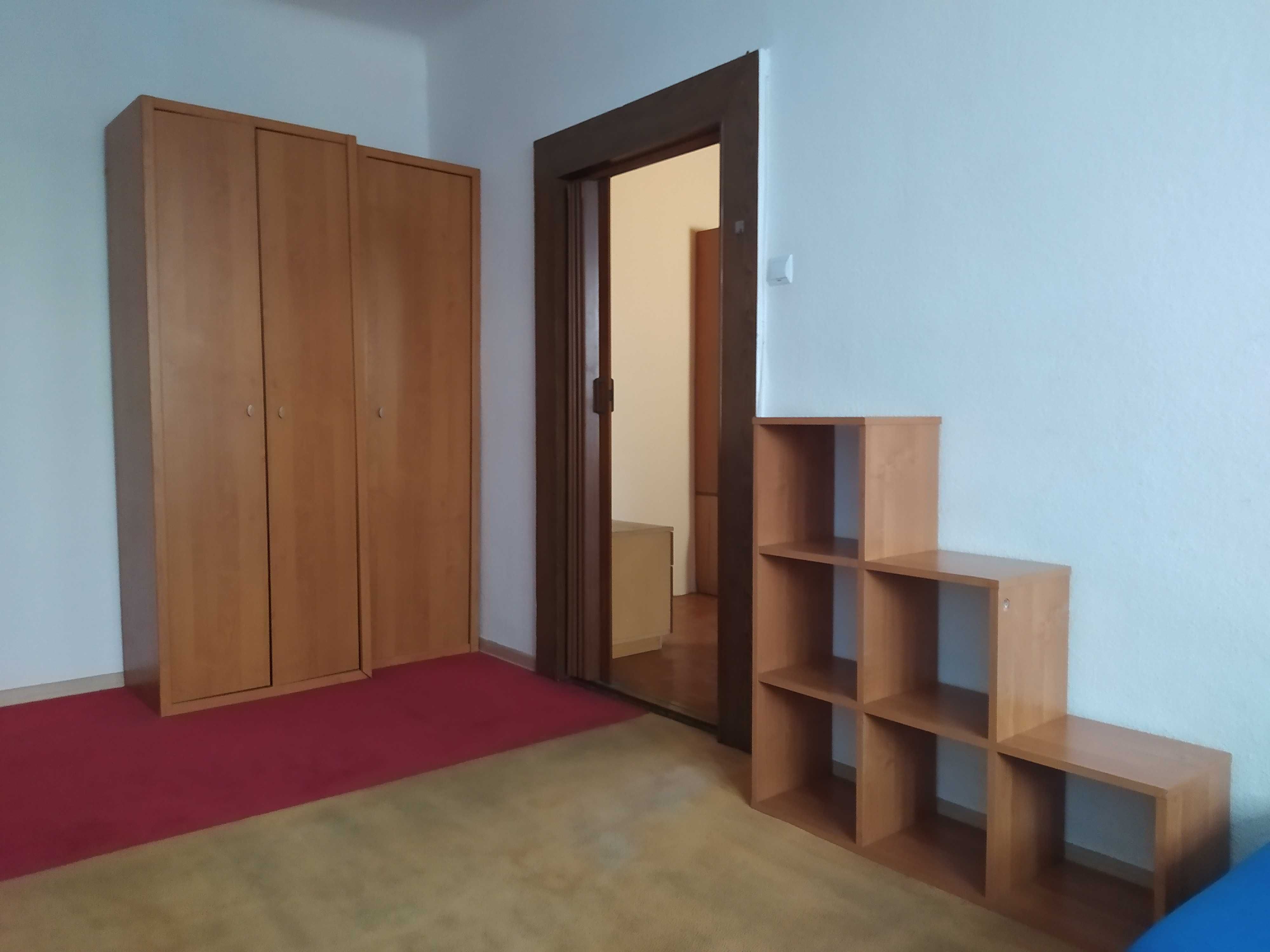 Studenckie, bezpośrednio, bezczynszowe