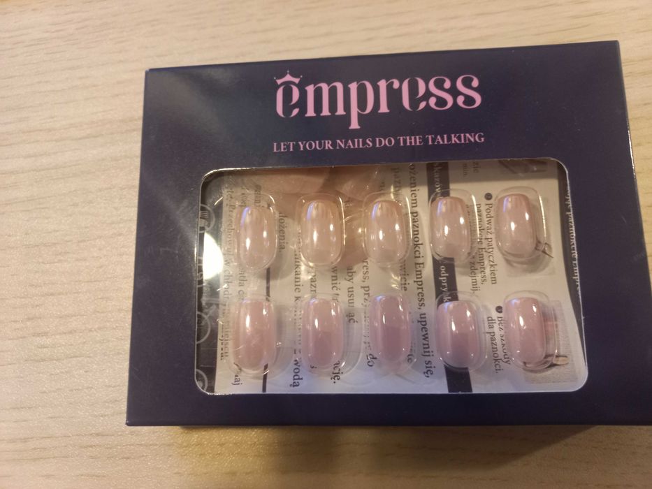 Paznokcie press-on Empress Beauty Pink Bubble Princess krótkie