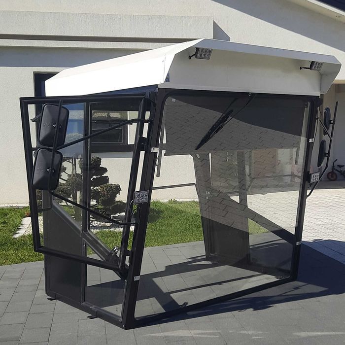 Kabina BIZON ZO56 c360 c330