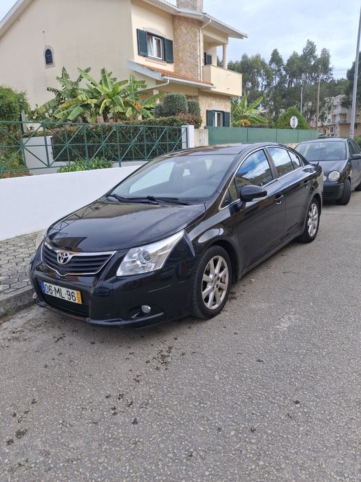 Toyota avensis topo de gama.