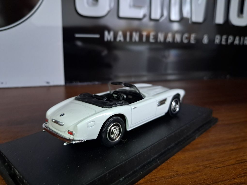 Bmw 507 revel skala 1:43