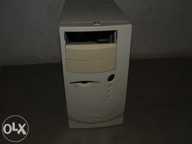 Computador Midle tower Pentium