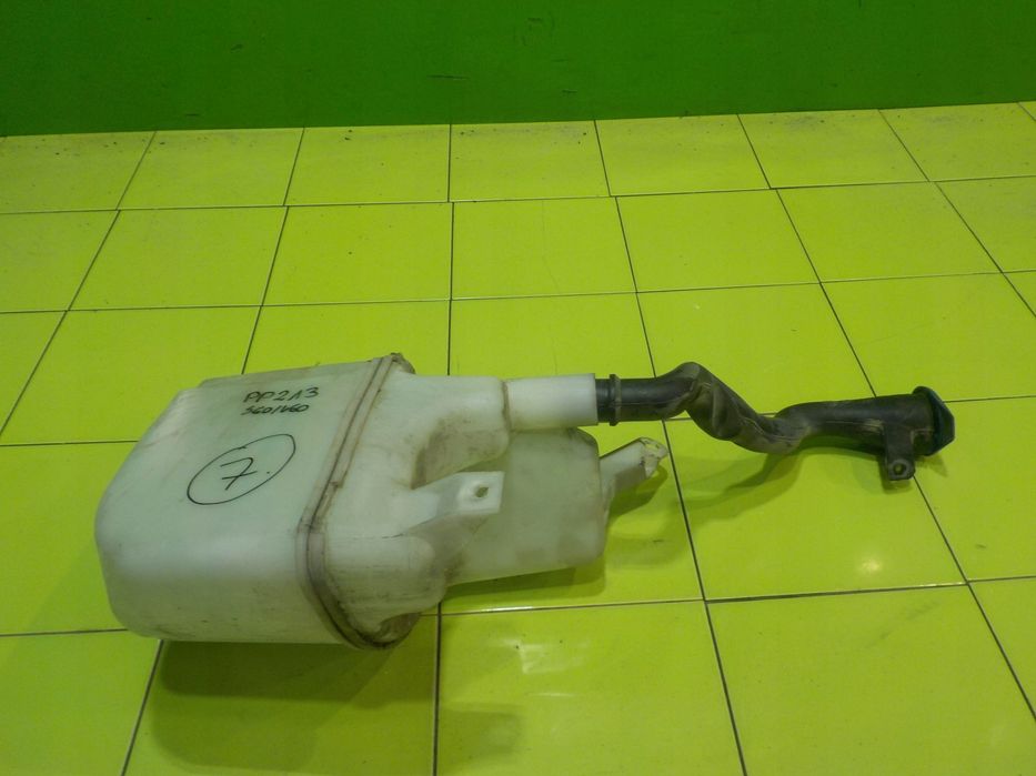 S60 II V60 I 2.0 D 12r zbiorniczek spryskiwaczy 31253218 31253219 31301797