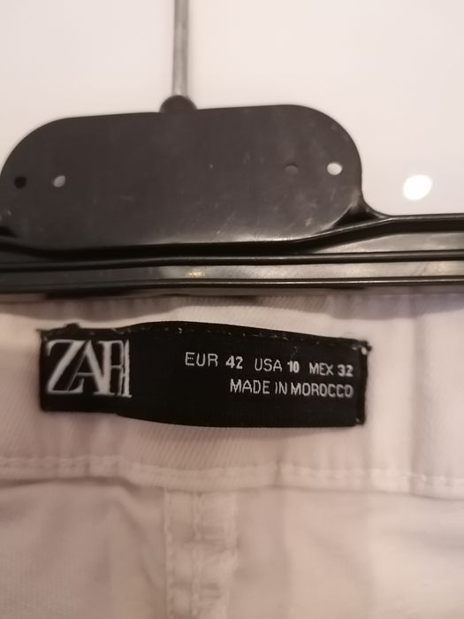 Calças elásticas brancas da Zara - tamanho 42