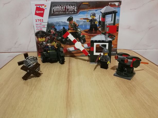 Лего військове, мотоцикл і кпп