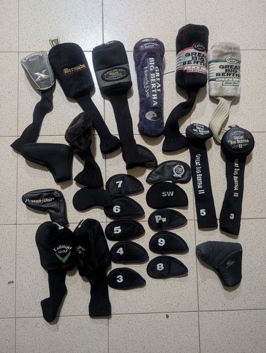 Diversas capa para tacos de golfe.