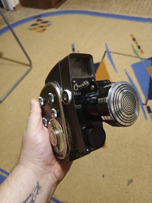 Легендарна радянська відеокамера Кварц Зум 8мм ( QUARTZ ZOOM 8mm)