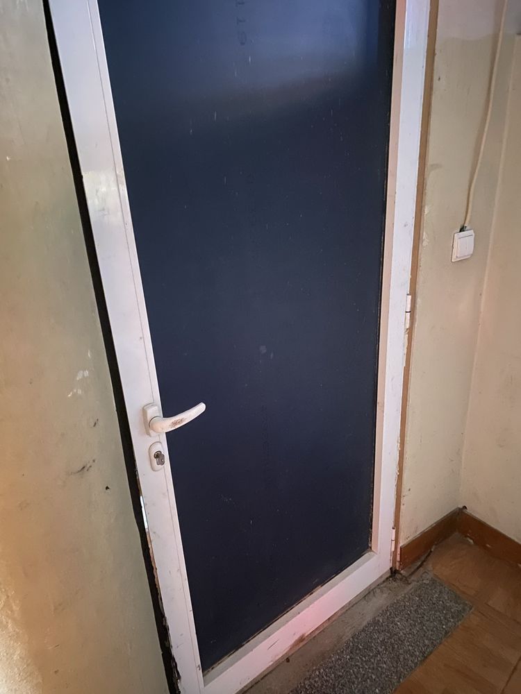 Porta com espelho