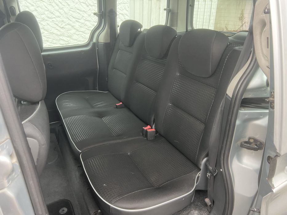 Peugeot Partner 1.6 16V 109KM 2Klucze Klimatyzacja Hak Niski Przebieg