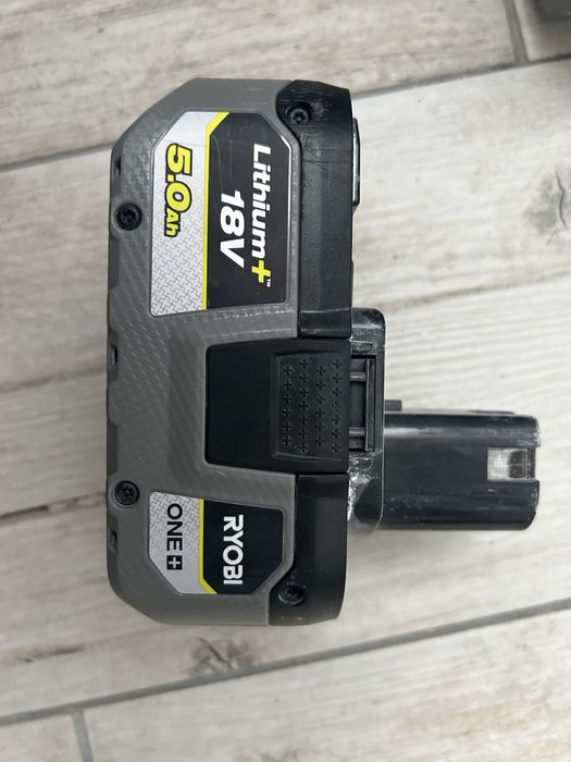 Терміново. Болгарка Ryobi