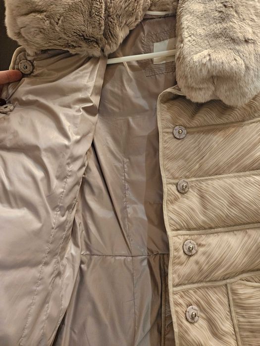 Продам жіночу курточку Ermanno Scervino streeet