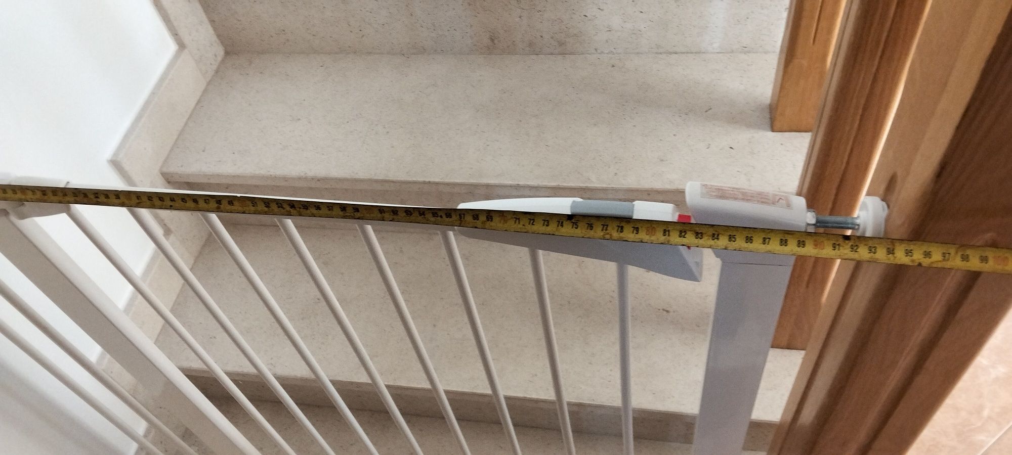 Grade criança para escada