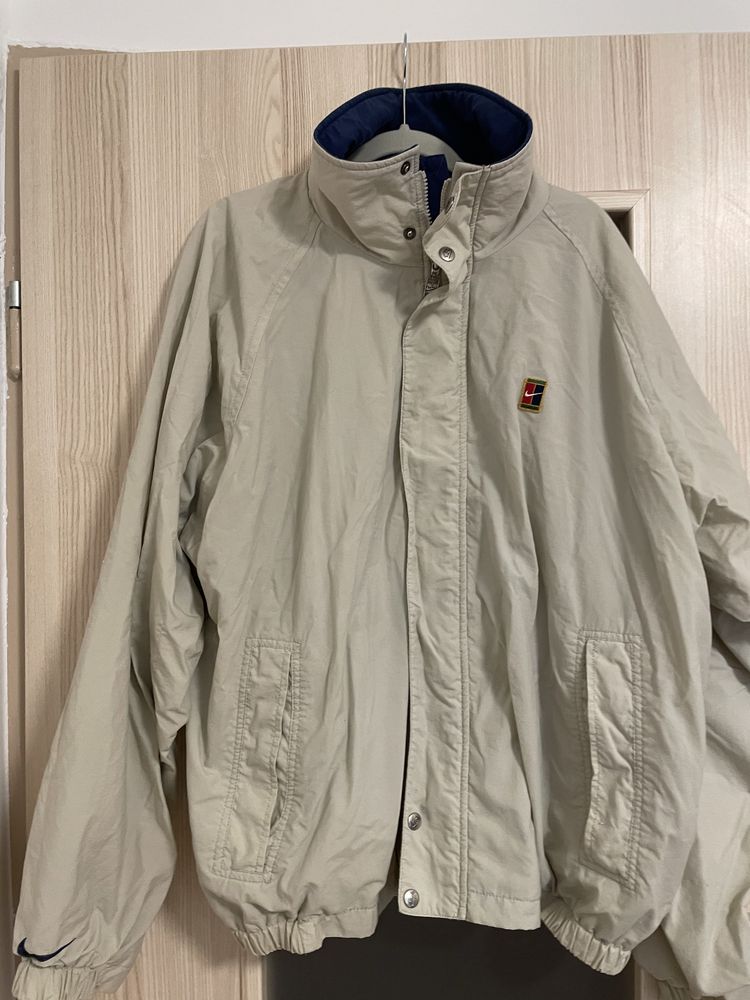 Nike rozm L/XL, kurtka wiatówka z siateczką oddychająca