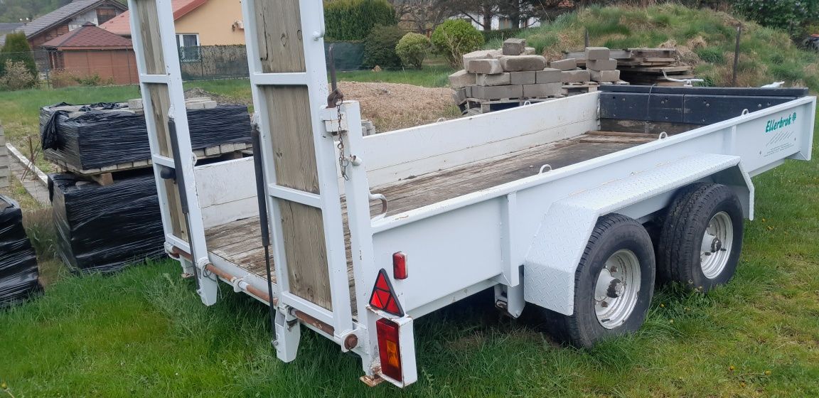 Przyczepa laweta pod minikoparke i maszyny budowlane