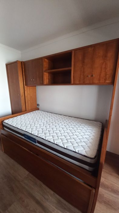Mobília quarto tipo Estúdio 2 camas em madeira maciça