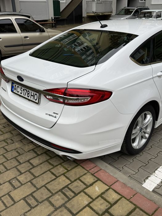 Ford fusion hybrid 2.0