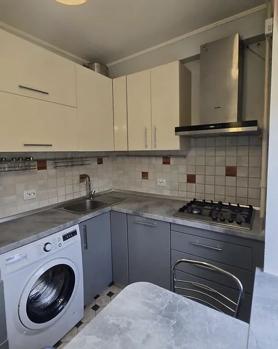 Сдам 2-к квартиру на Пр.Поля