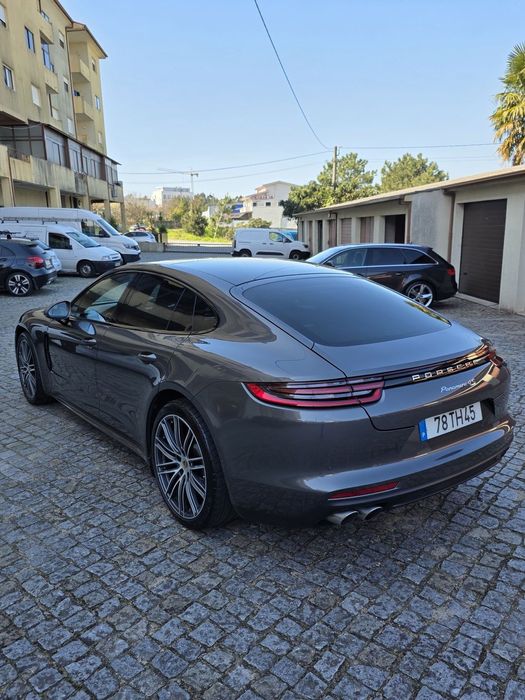 Porsche Panamera 4 S