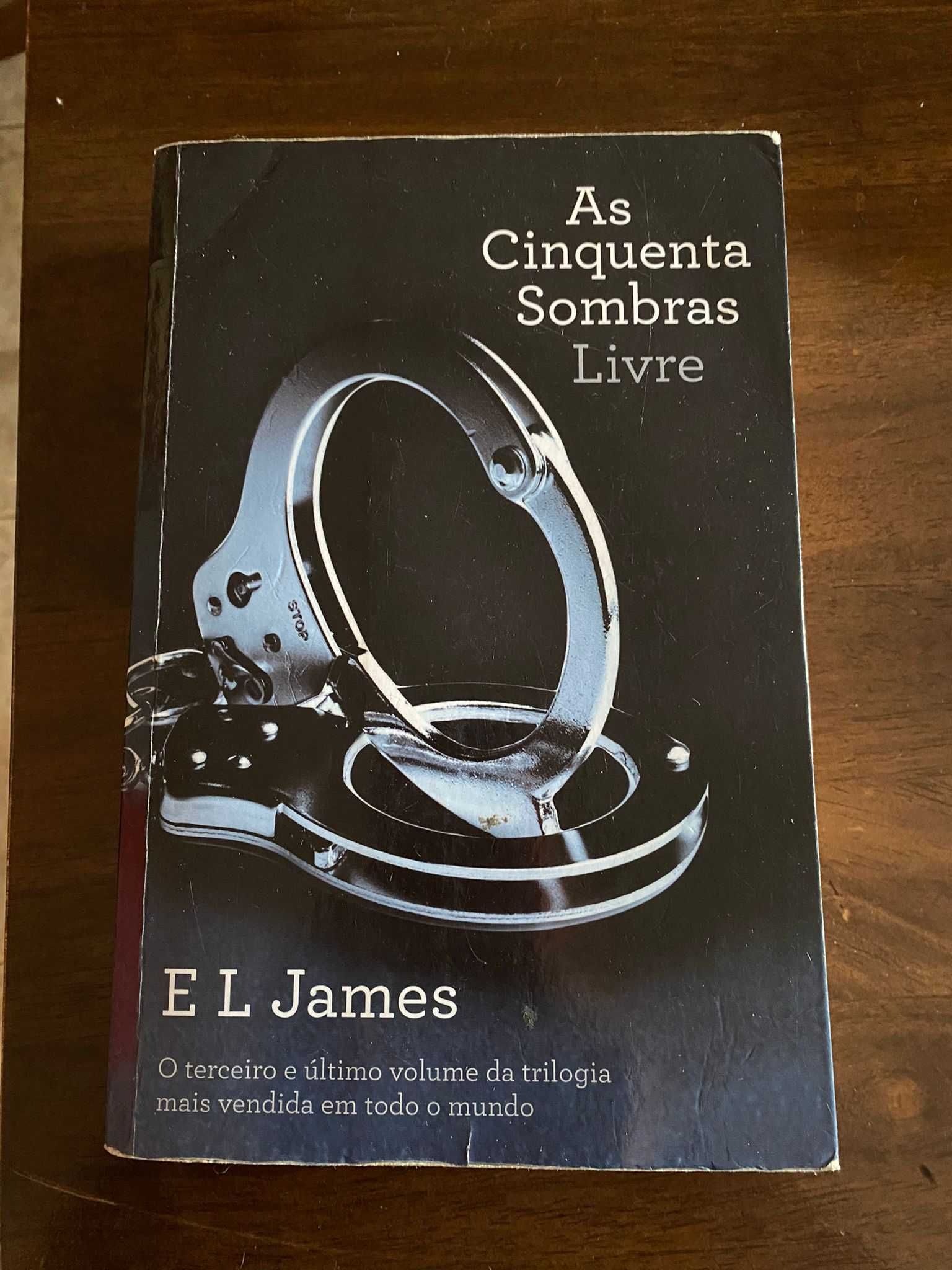 As Cinquenta Sombras Livre - E. L. James.