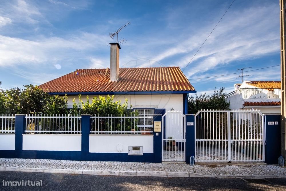 Moradia T3 para arrendamento