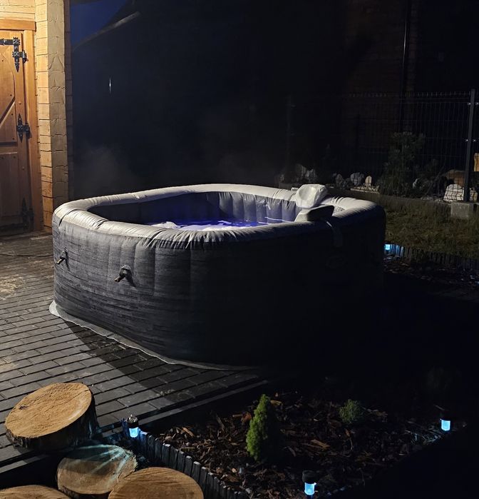 Basen z hydromasażem, jacuzzi dmuchane