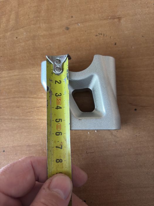 Uchwyt kierownicy motocykla Triumph tiger 850 orginał