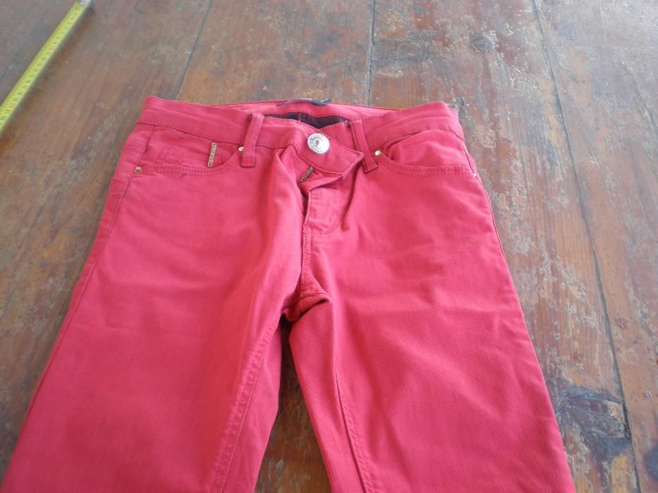 Calças vermelhas Stradivarius 32