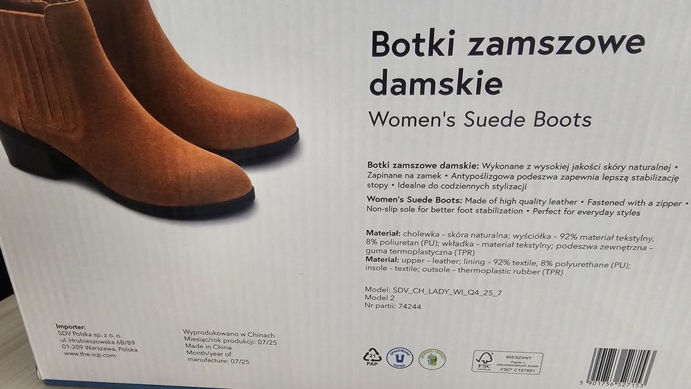Damskie buty zamszowe Cleve, nowe