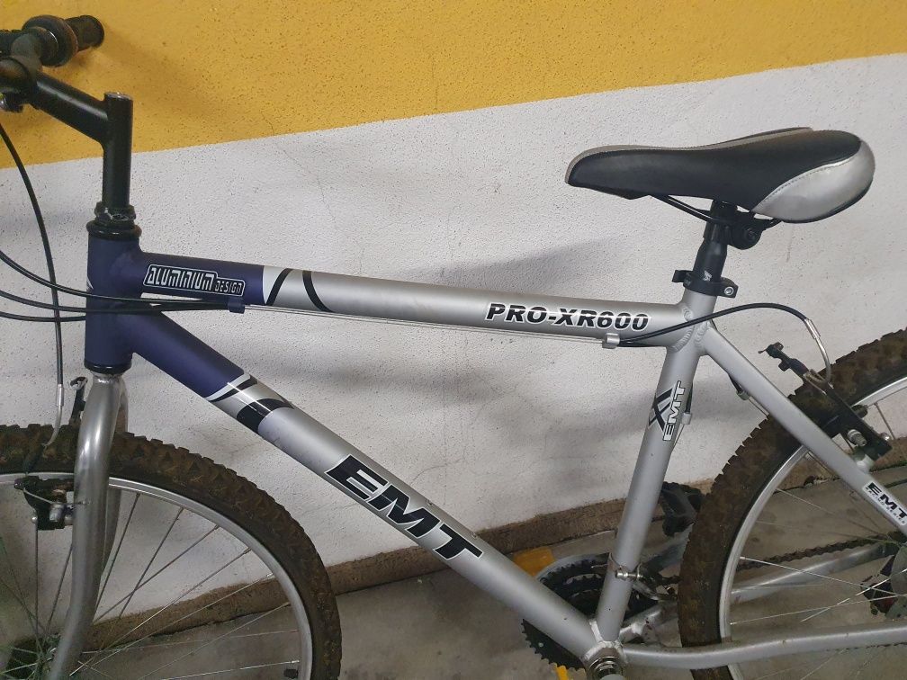 Bicicleta  EMT Pro-XR600