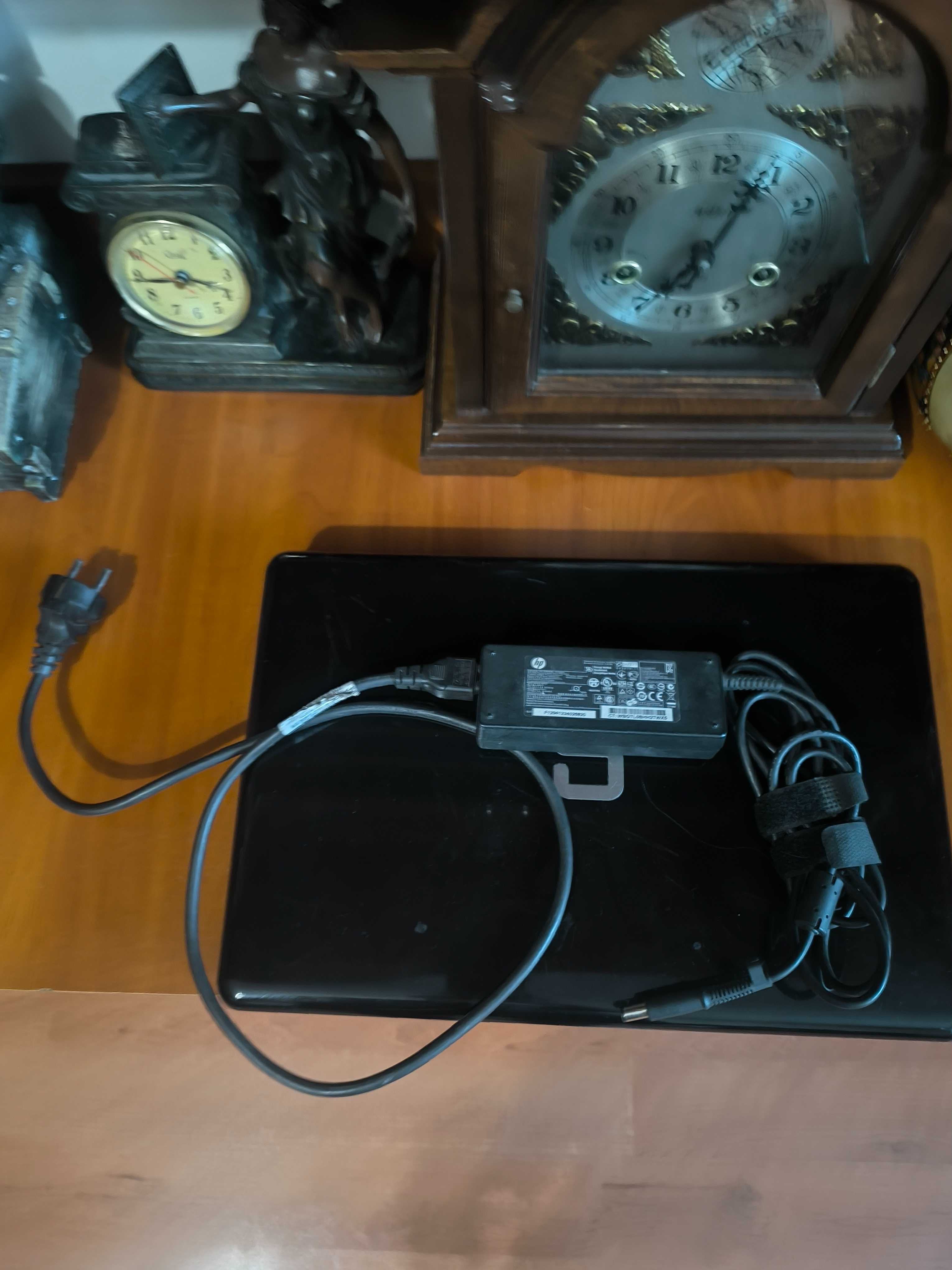 Ноутбук Compaq CQ56 / AMD Sempron / 2 ГБ ОЗП / Windows 7