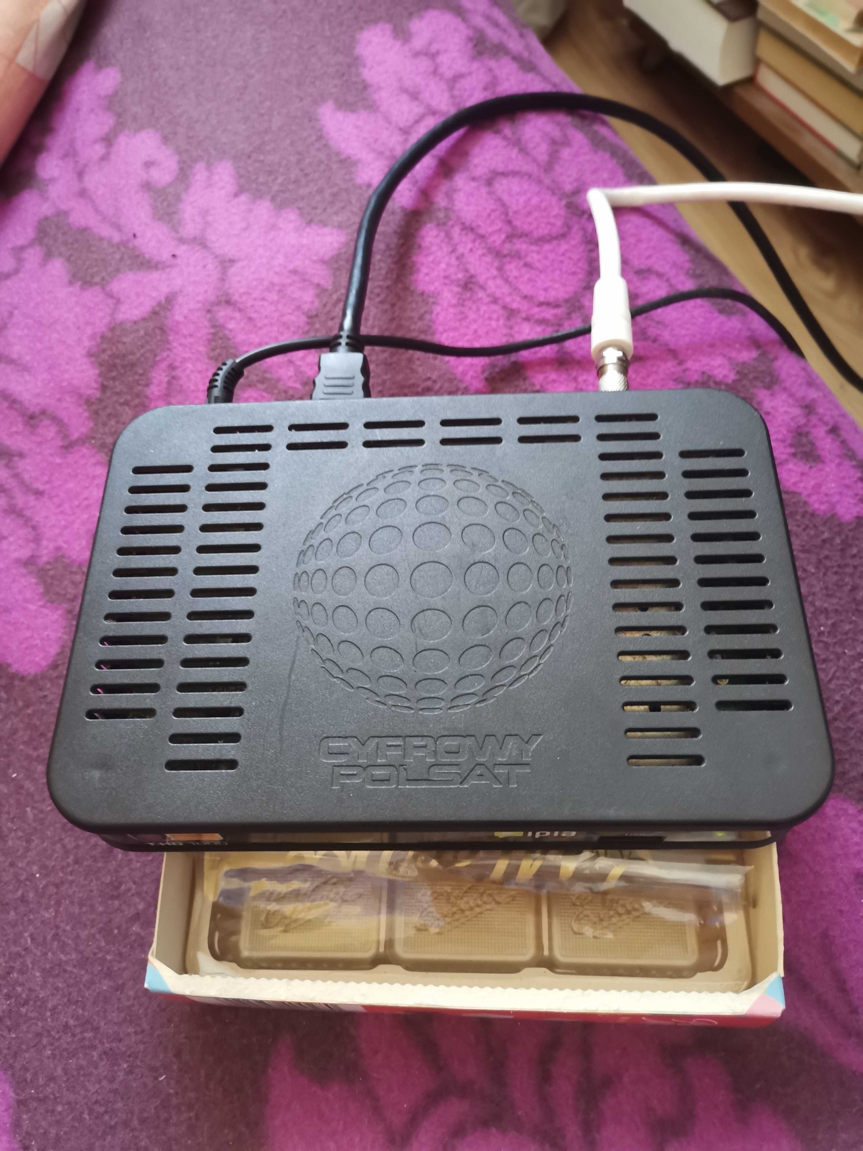 Dekoder Polsat Cyfrowy typ T-HD 1000 DVB-T, gniazdo RJ-45 na internet